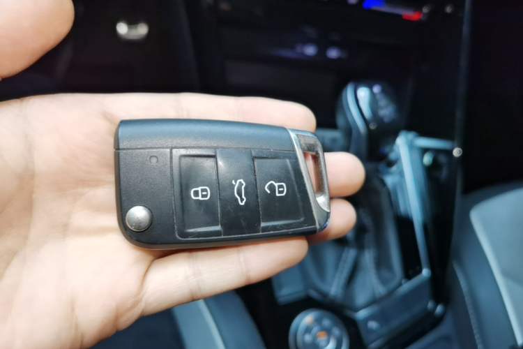 Used Volkswagen Tayron 2022 380TSI Four-Wheel Drive R-Line Connected Version Vehicle Key