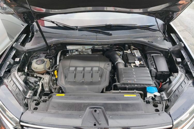 Used Volkswagen Tayron 2022 380TSI Four-Wheel Drive R-Line Connected Version Engine Bay