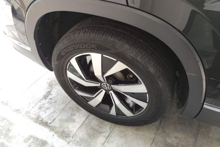 Used Volkswagen Tayron 2022 330TSI Two-Wheel Drive Luxury Smart Connectivity Version Exterior 5