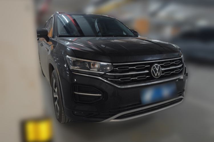 Used Volkswagen Tayron 2022 330TSI Two-Wheel Drive Luxury Smart Connectivity Version Front Right 45 Deg