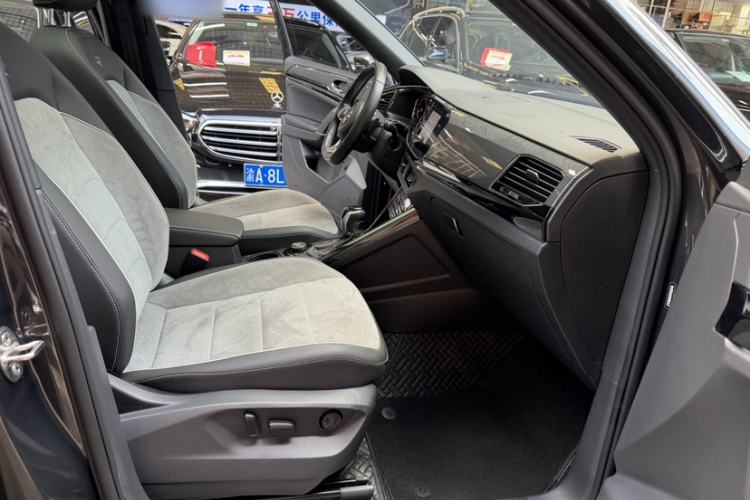 Used Volkswagen Tayron 2022 380TSI Four-Wheel Drive R-Line Connected Version Interior 11