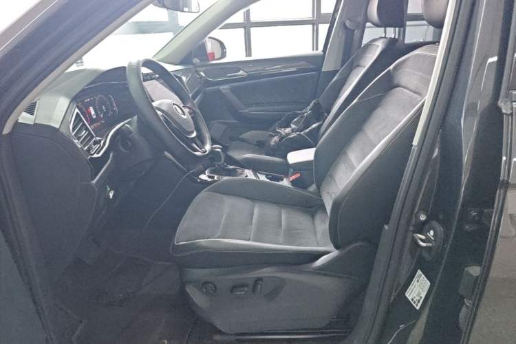 Used Volkswagen Tayron 2022 380TSI Four-Wheel Drive Luxury Connected Pro Version Left Front Seat