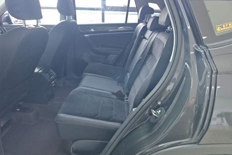 Used Volkswagen Tayron 2022 380TSI Four-Wheel Drive Luxury Connected Pro Version Left Rear Seat