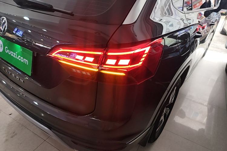 Used Volkswagen Tayron 2022 280TSI Two-Wheel Drive Luxury Smart Connectivity Version Right Rear Taillight