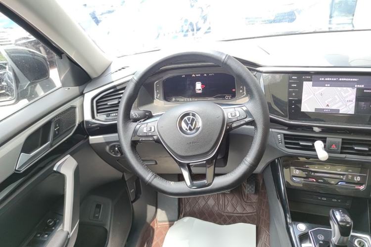 Used Volkswagen Tayron 2022 330TSI Two-Wheel Drive Luxury Smart Connectivity Version Steering Wheel