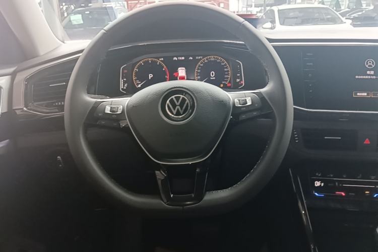 Used Volkswagen Tayron 2022 330TSI Two-Wheel Drive Luxury Connect Plus Version Steering Wheel