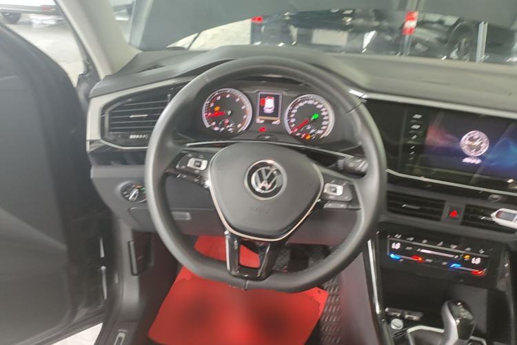 Used Volkswagen Tayron 2022 330TSI Two-Wheel Drive Luxury Smart Connectivity Version Steering Wheel