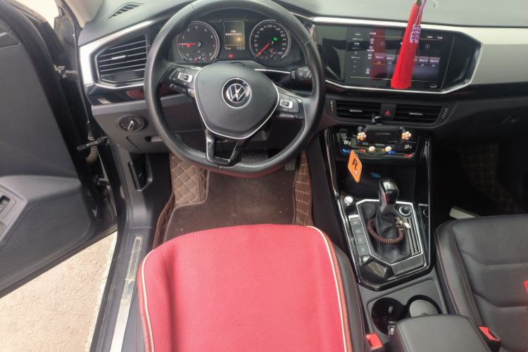 Used Volkswagen Tayron 2022 280TSI Two-Wheel Drive Luxury Smart Connectivity Version Steering Wheel