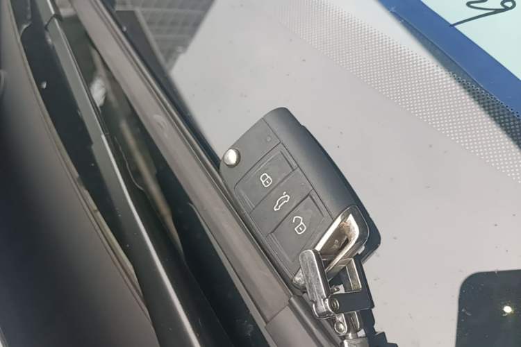 Used Volkswagen Tayron 2022 330TSI Two-Wheel Drive Luxury Connect Plus Version Vehicle Key