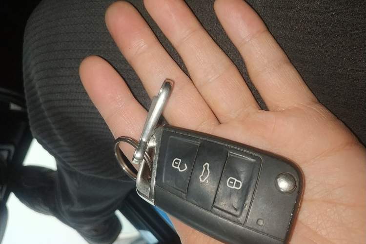 Used Volkswagen Tayron 2022 280TSI Two-Wheel Drive Luxury Smart Connectivity Version Vehicle Key