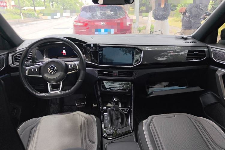 Used Volkswagen Tayron 2022 380TSI Four-Wheel Drive R-Line Connected Version Center Console