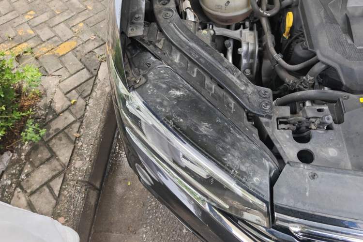 Used Volkswagen Tayron 2022 380TSI Four-Wheel Drive R-Line Connected Version Engine Bay Right