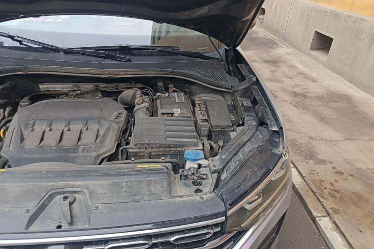 Used Volkswagen Tayron 2022 330TSI Two-Wheel Drive Luxury Smart Connectivity Version Engine Bay Left