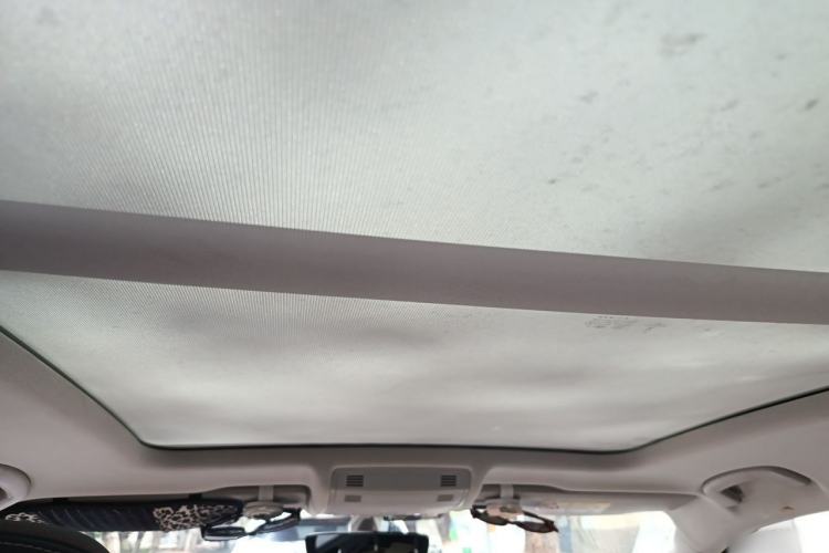 Used Volkswagen Tayron 2022 330TSI Two-Wheel Drive Luxury Smart Connectivity Version Headliner