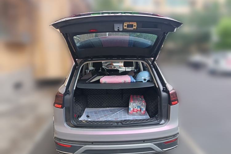 Used Volkswagen Tayron 2022 330TSI Two-Wheel Drive Luxury Smart Connectivity Version Trunk