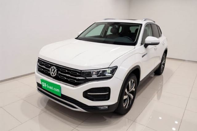 Ojetý Volkswagen Tayron 2022 330TSI Two-Wheel Drive Luxury Smart Connectivity Version