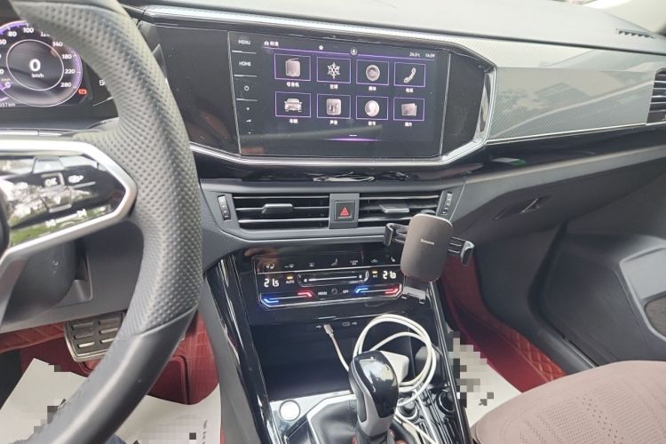 Used Volkswagen Tayron 2022 380TSI Four-Wheel Drive Luxury Connected Pro Version Audio And AC Panel