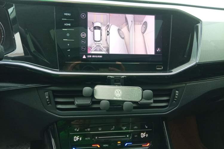 Used Volkswagen Tayron 2022 330TSI Two-Wheel Drive Luxury Smart Connectivity Version Audio And AC Panel
