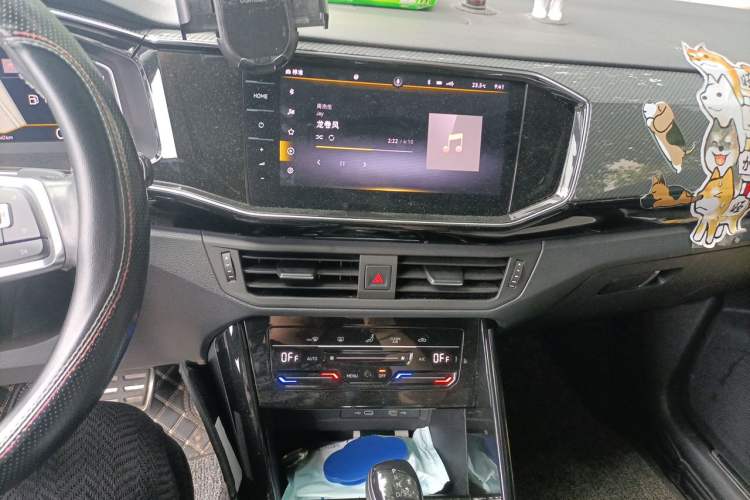 Used Volkswagen Tayron 2022 380TSI Four-Wheel Drive R-Line Connected Version Audio And AC Panel