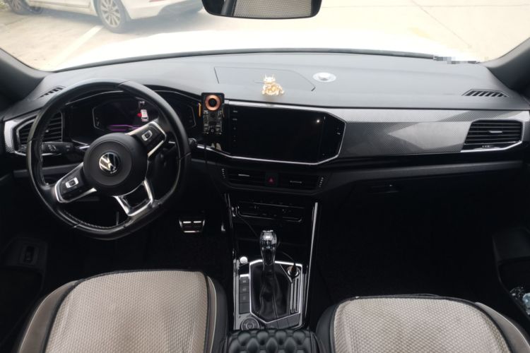 Used Volkswagen Tayron 2022 380TSI Four-Wheel Drive R-Line Connected Version Center Console