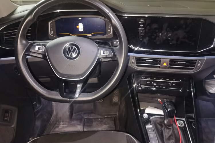 Used Volkswagen Tayron 2022 380TSI Four-Wheel Drive Luxury Connected Pro Version Center Console