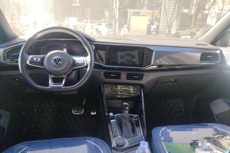 Used Volkswagen Tayron 2022 380TSI Four-Wheel Drive R-Line Connected Version Center Console