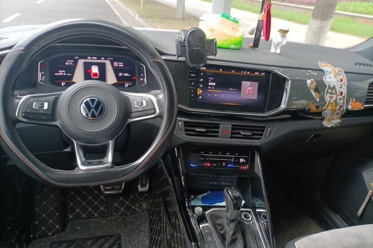 Used Volkswagen Tayron 2022 380TSI Four-Wheel Drive R-Line Connected Version Center Console
