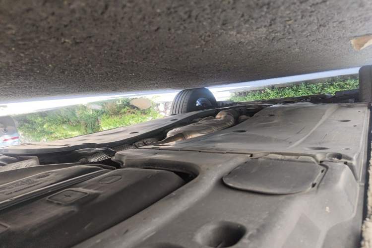 Used Volkswagen Tayron 2022 380TSI Four-Wheel Drive R-Line Connected Version Chassis Rear Left