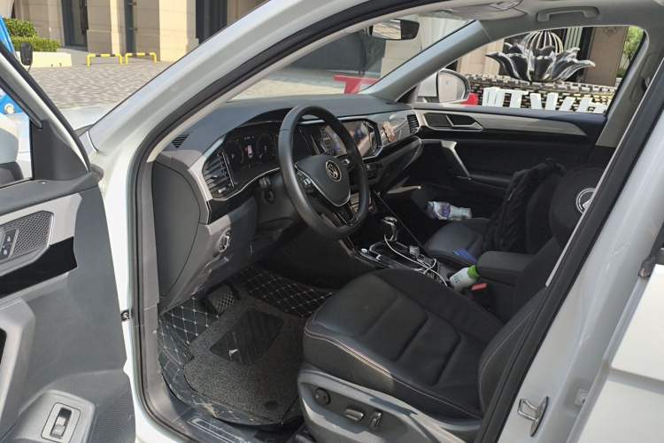 Used Volkswagen Tayron 2022 330TSI Two-Wheel Drive Luxury Smart Connectivity Version Driver Seat
