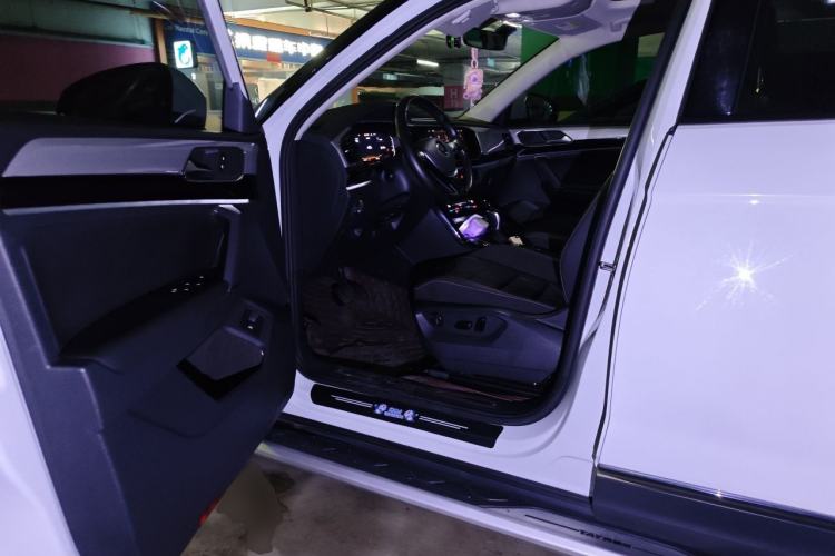 Used Volkswagen Tayron 2022 330TSI Two-Wheel Drive Luxury Smart Connectivity Version Driver Seat