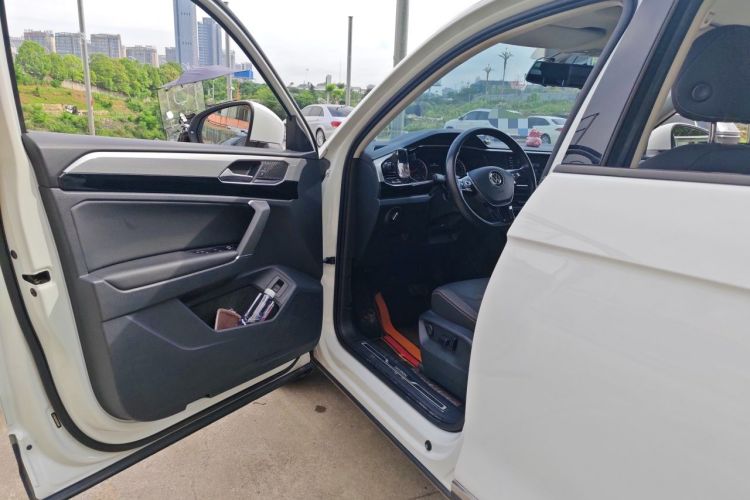 Used Volkswagen Tayron 2022 330TSI Two-Wheel Drive Luxury Smart Connectivity Version Driver Seat