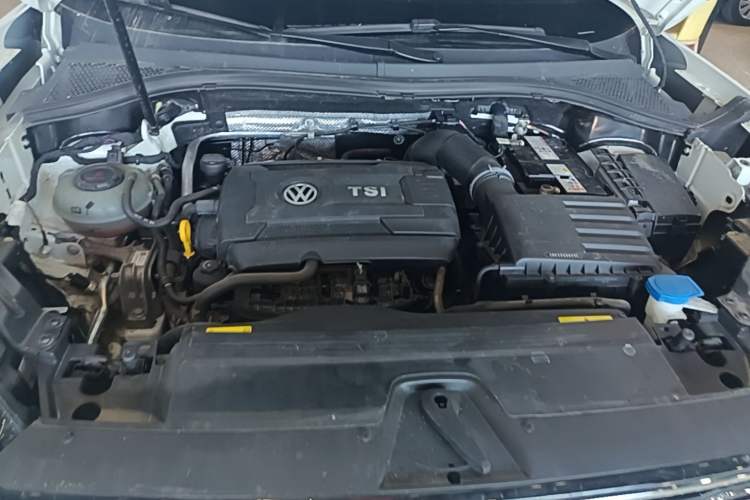 Used Volkswagen Tayron 2022 380TSI Four-Wheel Drive R-Line Connected Version Engine Bay