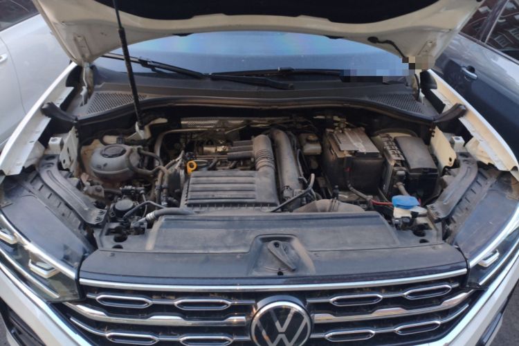 Used Volkswagen Tayron 2022 280TSI Two-Wheel Drive Luxury Smart Connectivity Version Engine Bay