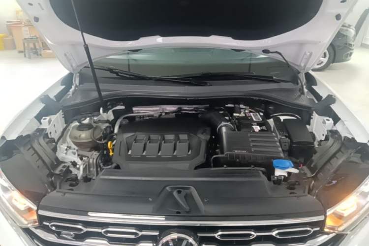 Used Volkswagen Tayron 2022 380TSI Four-Wheel Drive R-Line Connected Version Engine Bay
