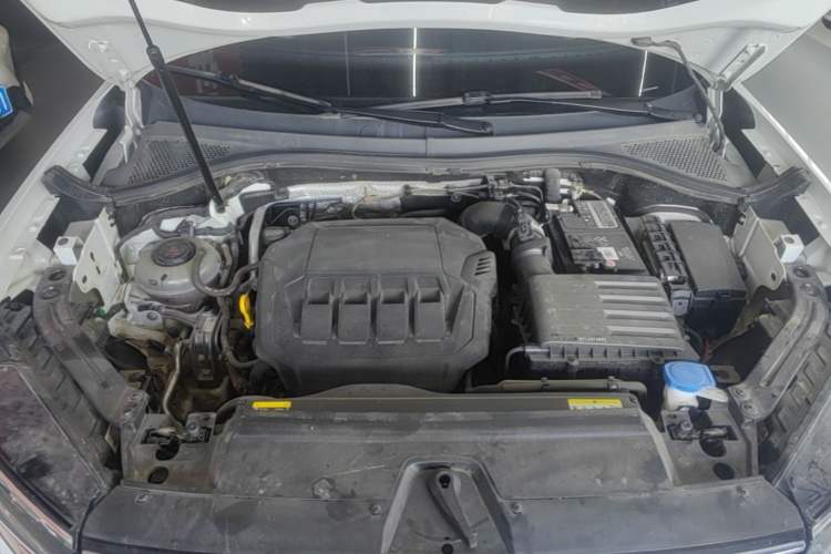 Used Volkswagen Tayron 2022 330TSI Two-Wheel Drive Luxury Smart Connectivity Version Engine Bay