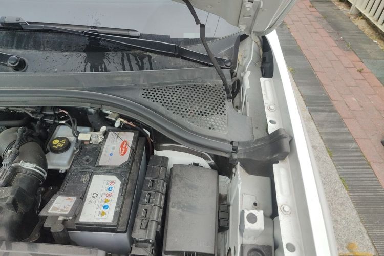 Used Volkswagen Tayron 2022 330TSI Two-Wheel Drive Luxury Smart Connectivity Version Engine Bay Left