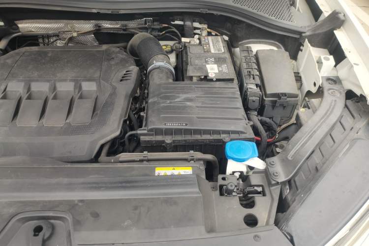 Used Volkswagen Tayron 2022 380TSI Four-Wheel Drive R-Line Connected Version Engine Bay Left