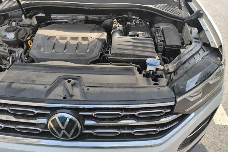 Used Volkswagen Tayron 2022 330TSI Two-Wheel Drive Luxury Smart Connectivity Version Engine Bay Left