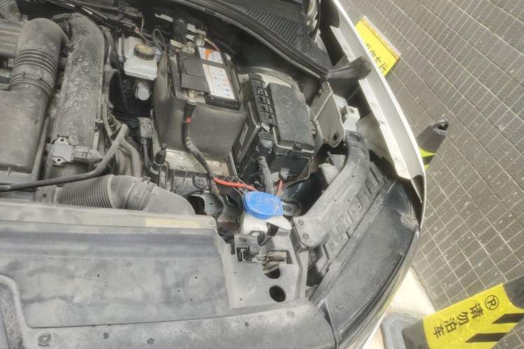 Used Volkswagen Tayron 2022 280TSI Two-Wheel Drive Luxury Smart Connectivity Version Engine Bay Left
