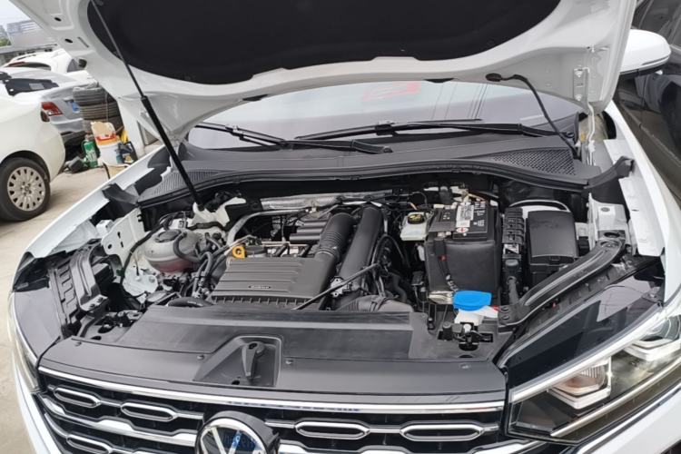 Used Volkswagen Tayron 2022 280TSI Two-Wheel Drive Luxury Smart Connectivity Version Engine Bay