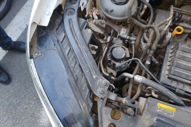 Used Volkswagen Tayron 2022 280TSI Two-Wheel Drive Luxury Smart Connectivity Version Engine Bay Right