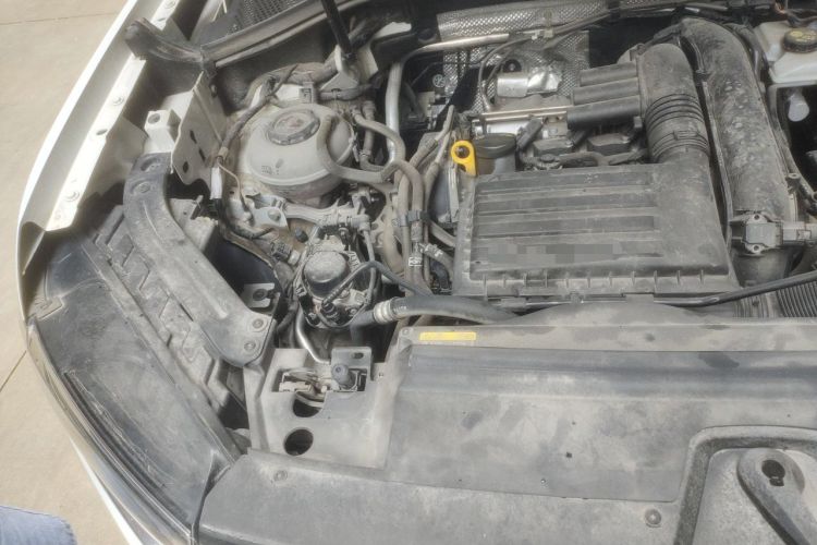 Used Volkswagen Tayron 2022 280TSI Two-Wheel Drive Luxury Smart Connectivity Version Engine Bay Right