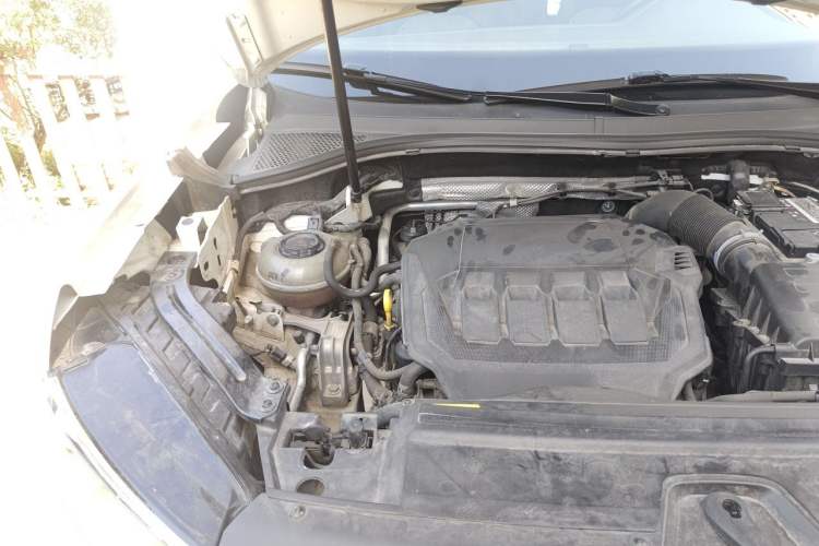 Used Volkswagen Tayron 2022 380TSI Four-Wheel Drive R-Line Connected Version Engine Bay Right