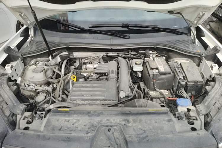 Used Volkswagen Tayron 2022 280TSI Two-Wheel Drive Luxury Smart Connectivity Version Engine Bay