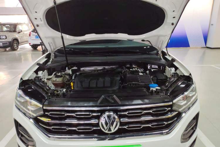 Used Volkswagen Tayron 2022 330TSI Two-Wheel Drive Luxury Smart Connectivity Version Engine Bay