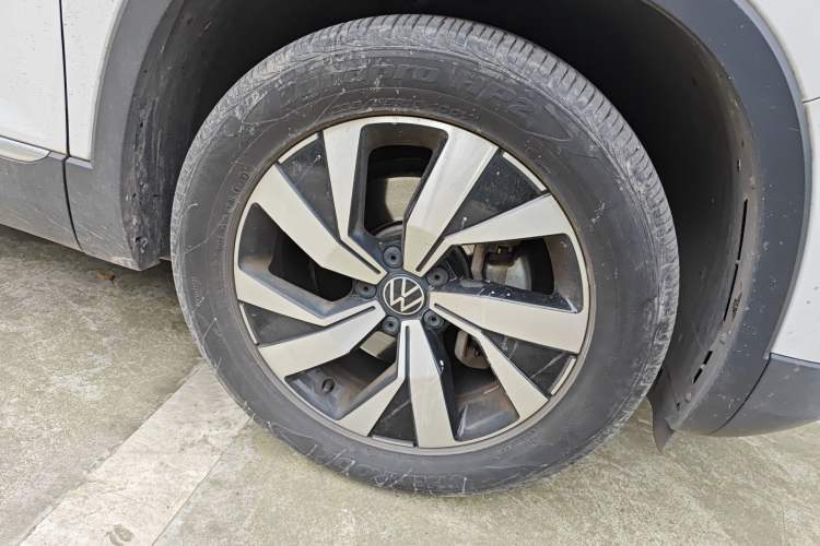 Used Volkswagen Tayron 2022 330TSI Two-Wheel Drive Luxury Smart Connectivity Version Exterior 1