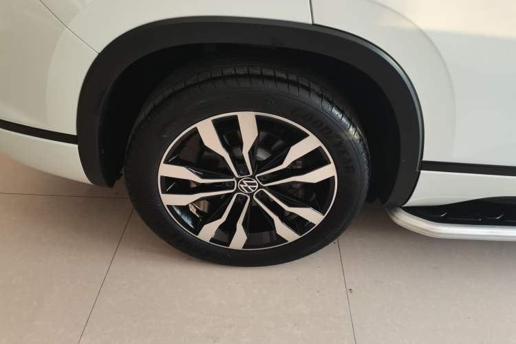 Used Volkswagen Tayron 2022 380TSI Four-Wheel Drive R-Line Connected Version Exterior 3