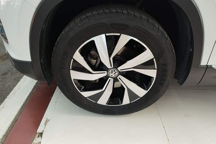 Used Volkswagen Tayron 2022 330TSI Two-Wheel Drive Luxury Smart Connectivity Version Exterior 4