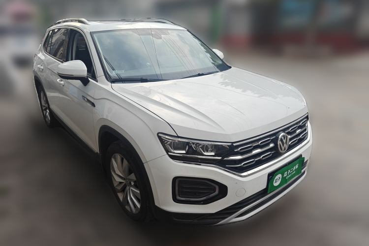Used Volkswagen Tayron 2022 380TSI Four-Wheel Drive Luxury Connected Pro Version Front Right 45 Deg
