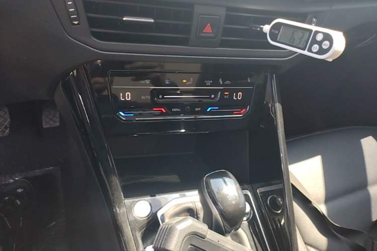 Used Volkswagen Tayron 2022 280TSI Two-Wheel Drive Luxury Smart Connectivity Version Gear Lever